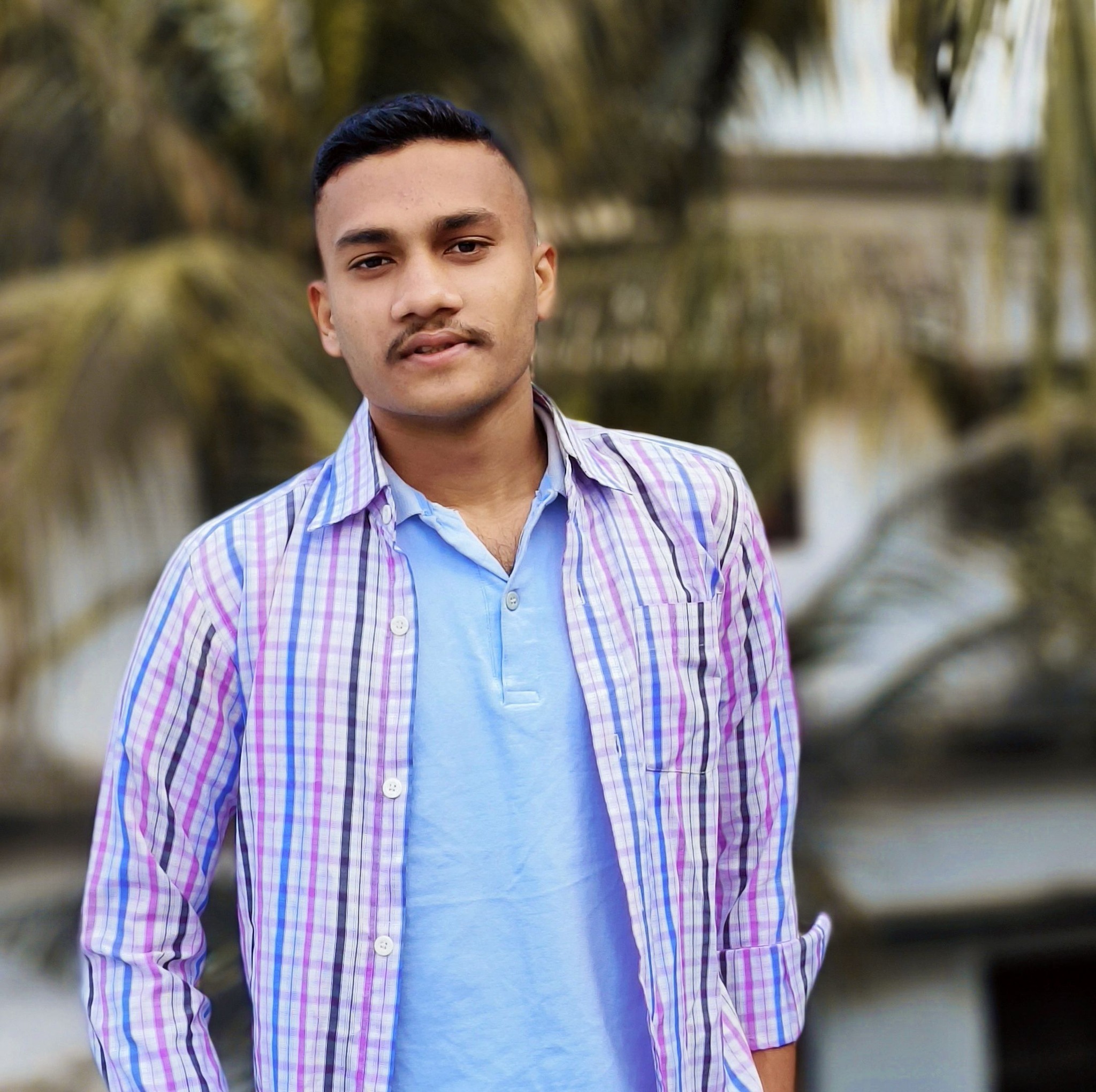 এম আই- দুই ভাই