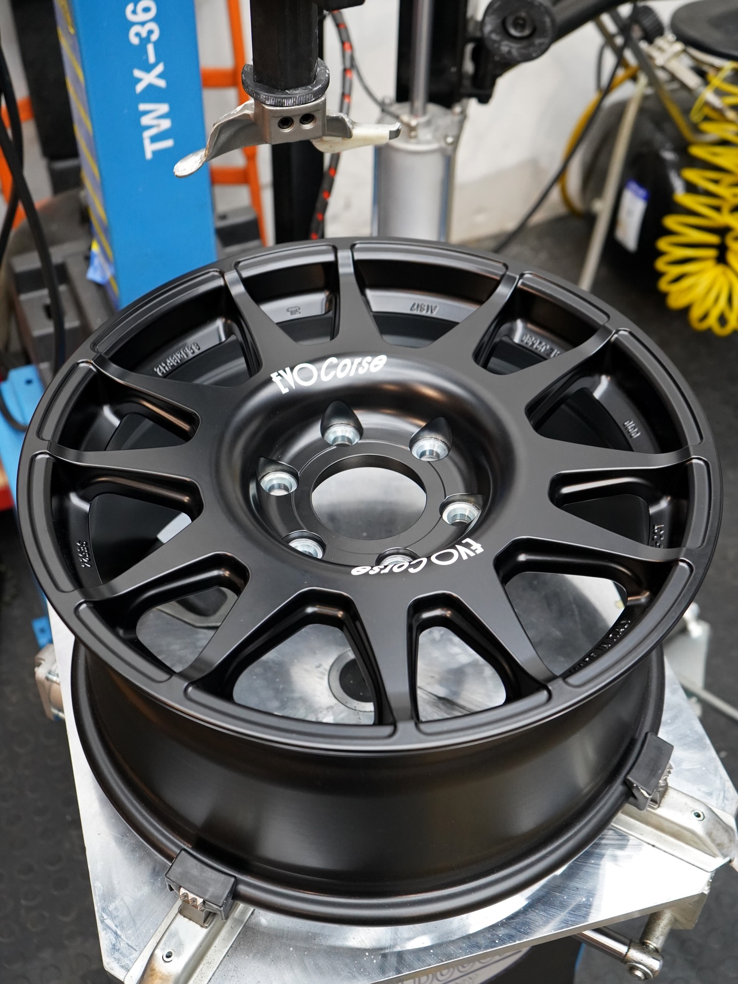 18x8.5J+47 EVO Corse DakarZero wheel being prepared in our