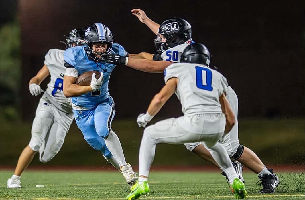 Sports - Shawnee Mission East (6A, 4-1) senior quarterback Jack Reeves ...