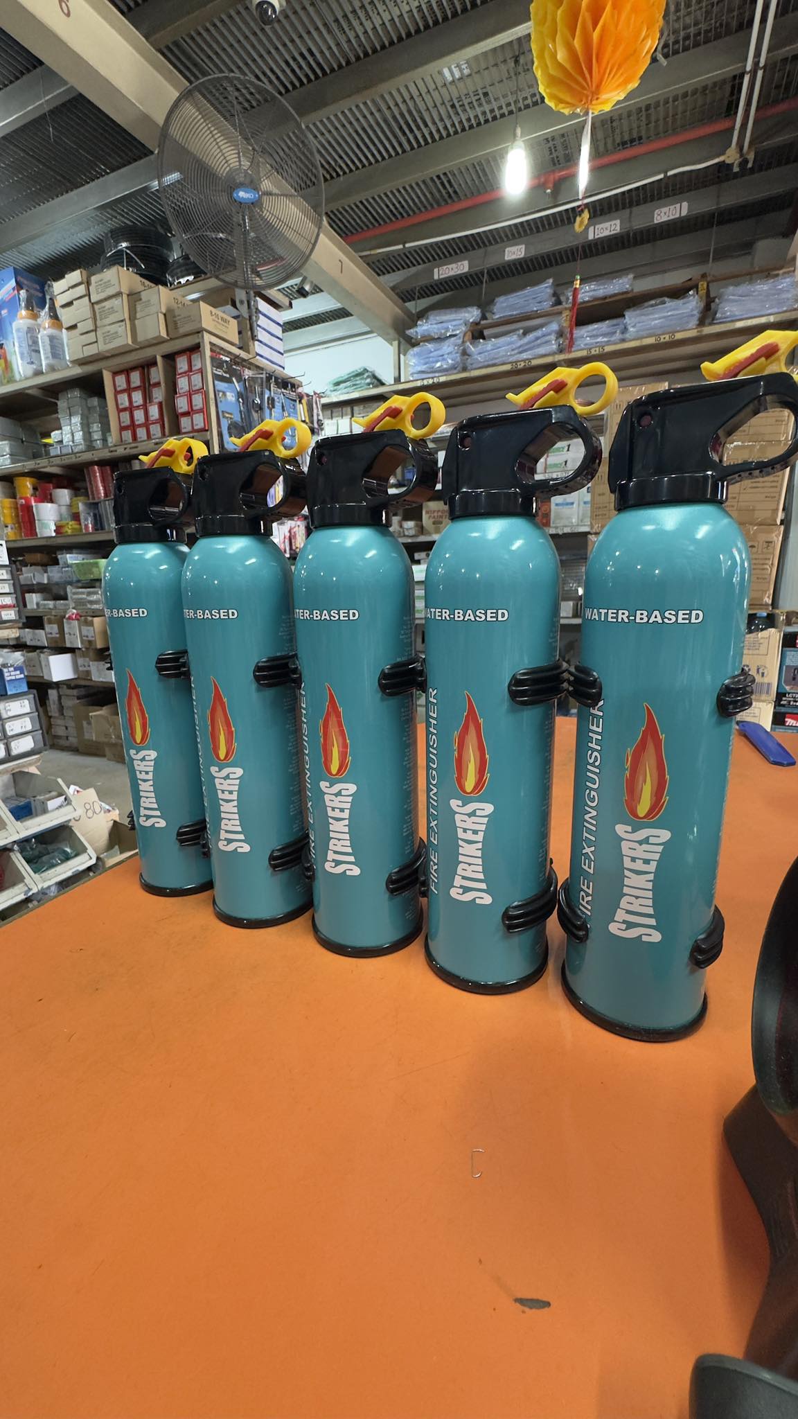 Hardware Store 五金城 | Singapore Singapore