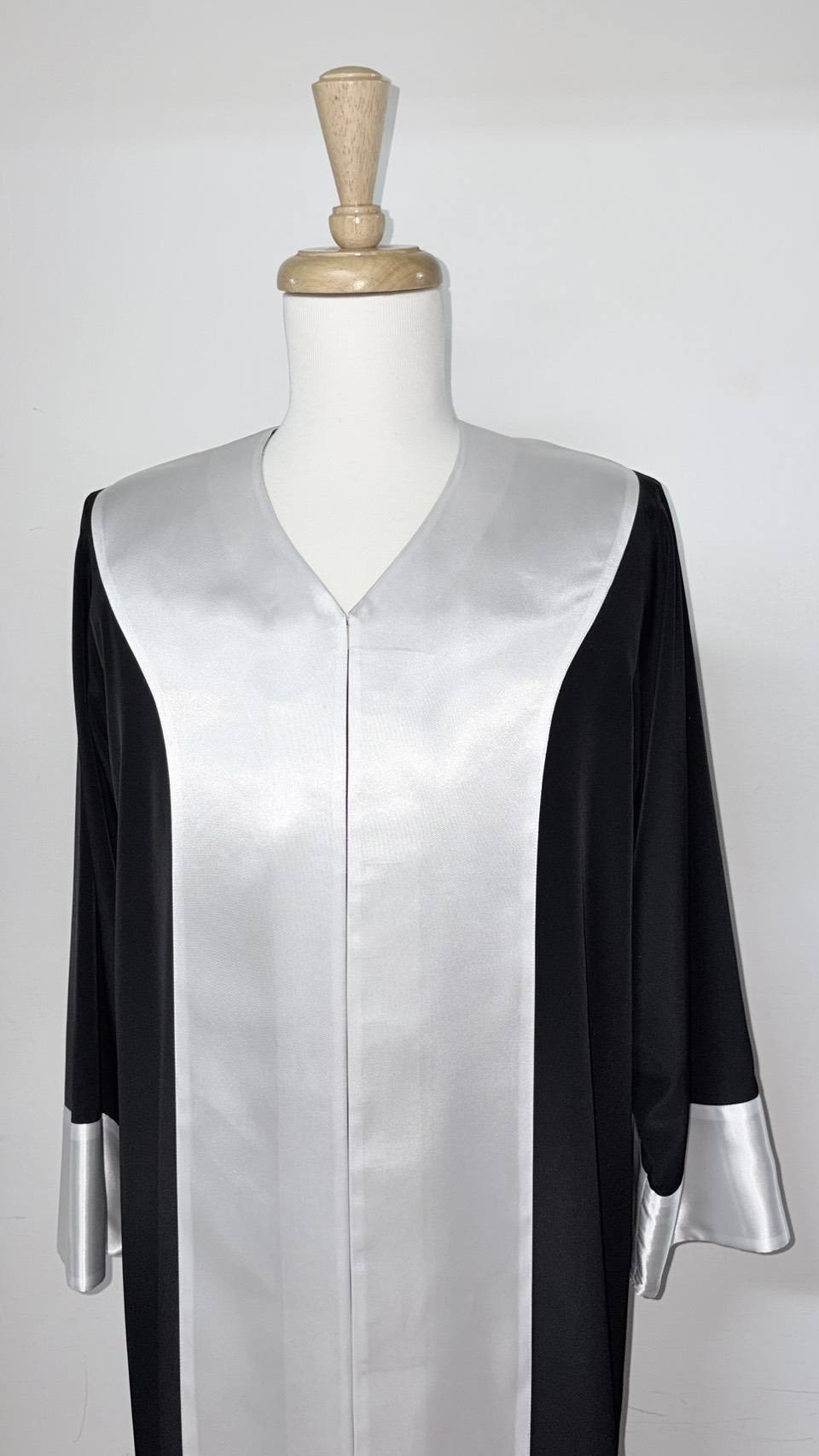 伸宙世新服裝 法袍/律師袍量身定做 | Zhongshan District