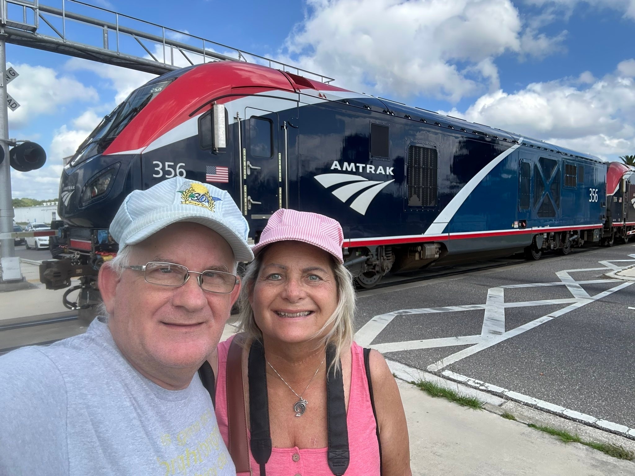 11/3/2025 - FEC 204 is now a Sunday - Friday train, the Monday Edition ...