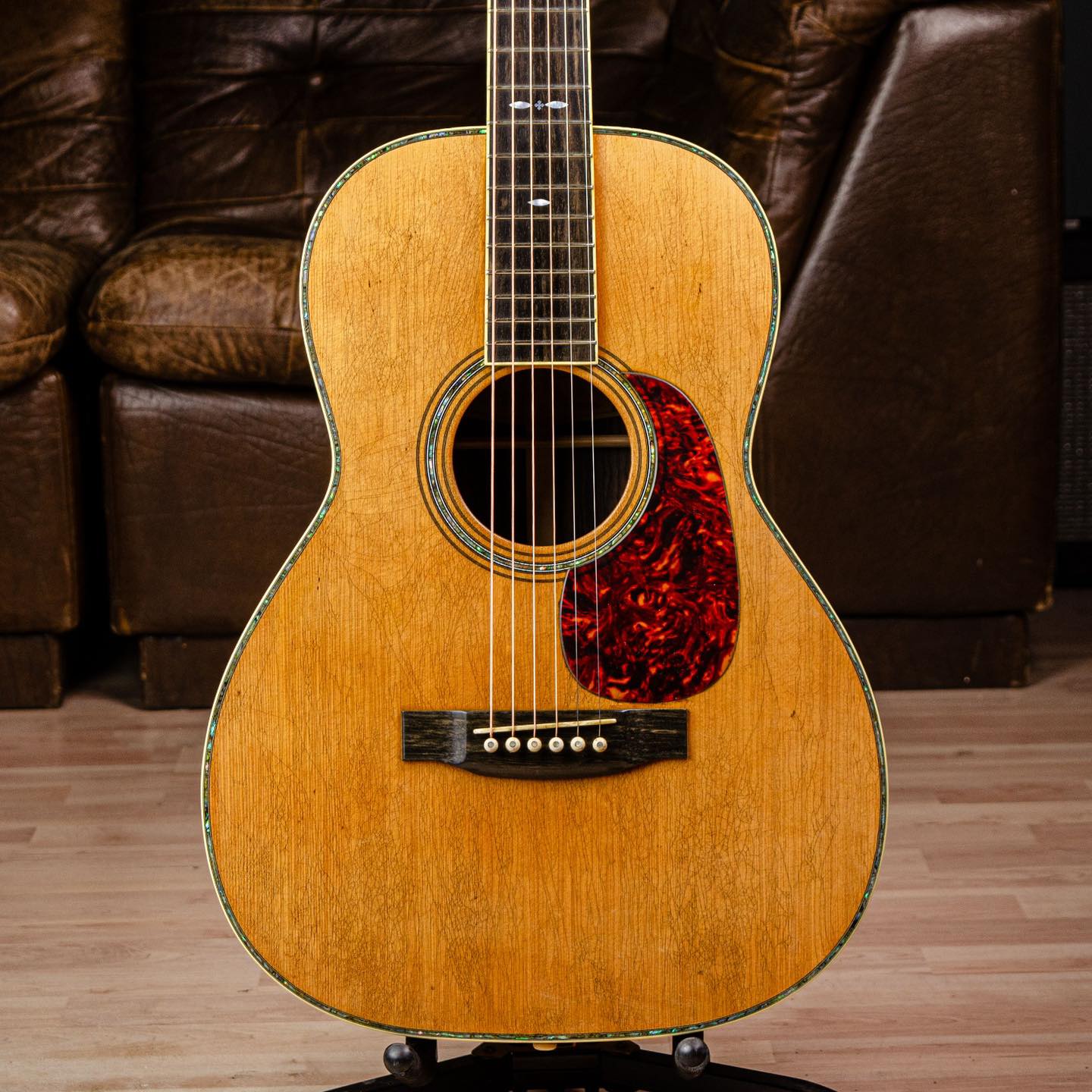 What is a Yamaki Deluxe Custom Folk acoustic guitar with zero fret?