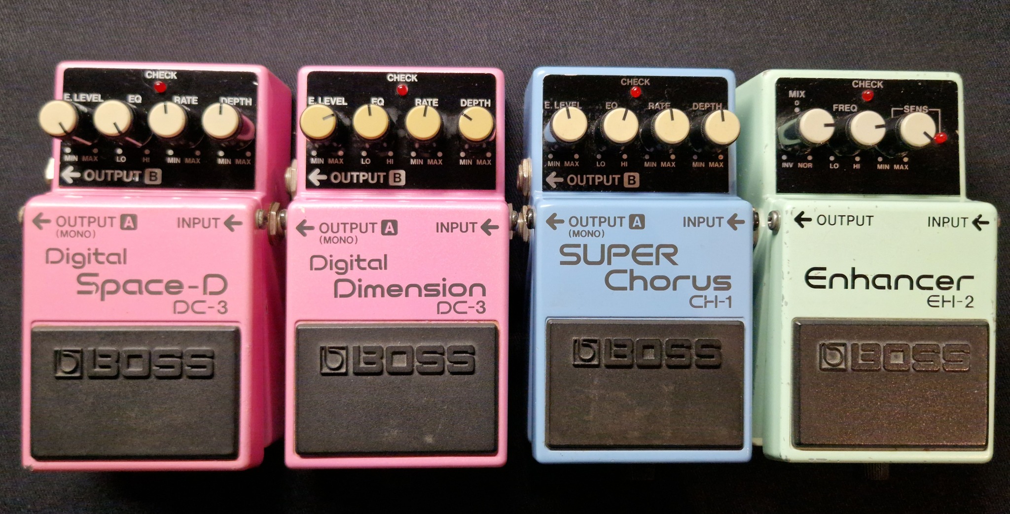 BOSS DC-3 Digital Space-D 日本製 BOSS DIGITAL SPACE-D DC-3 MADE IN JAPAN CHECK En ع=و= LO MIN MAX