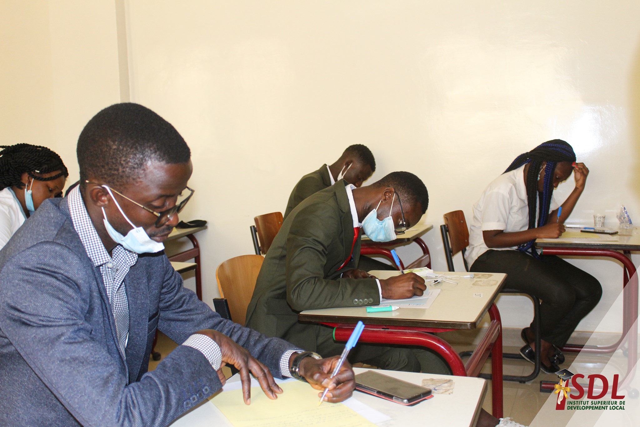 Isdl Dakar - #ExamenIsdl Du 29 Mars au 01 Avril 2021 Voici... | Facebook