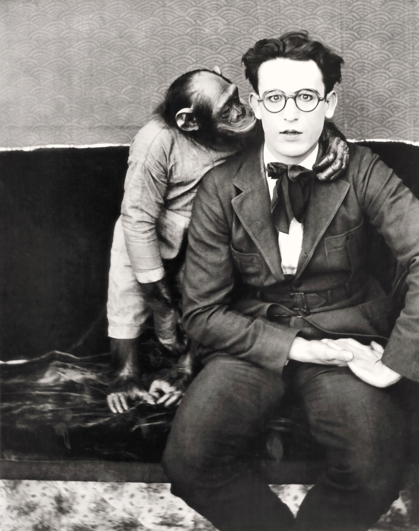 Harold - THE KID BROTHER. Looking at stereocards. | Facebook