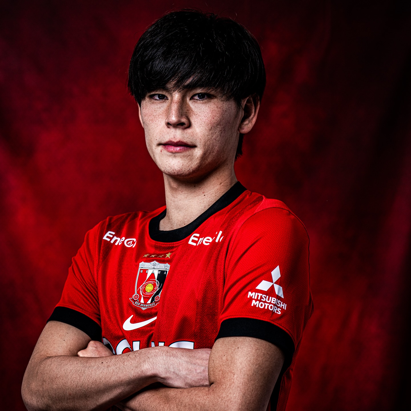 No.17 小森飛絢 NAME | 𝗛𝗜𝗜𝗥𝗢 𝗞𝗢𝗠𝗢𝗥𝗜 POSITION | 𝗙𝗪 AGE
