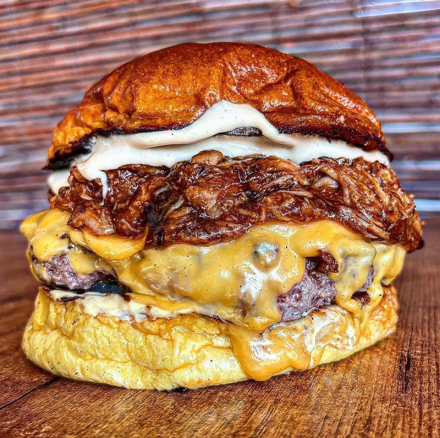 MOMAG Burgers & Gin added a new... - MOMAG Burgers & Gin