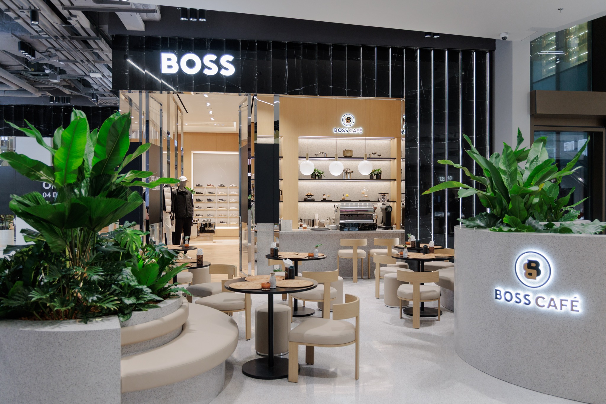 Montree Pr - @boss แบรนด์แฟชั่นระดับตำนานจากเยอรมนี... | Facebook