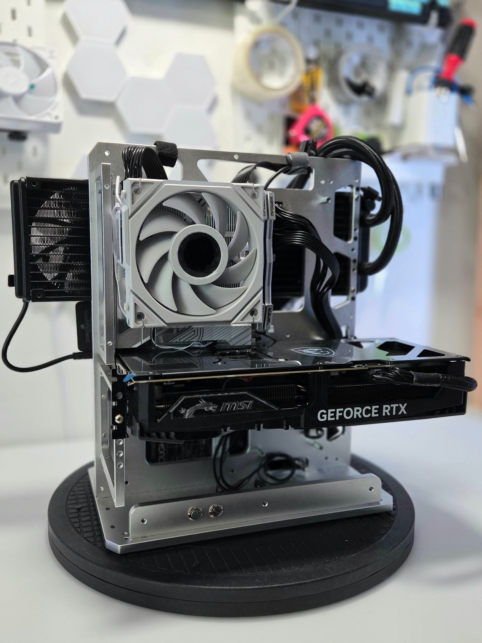 Funkykit - Compact MINI-ITX PC Build using the MSI MPG... | Facebook