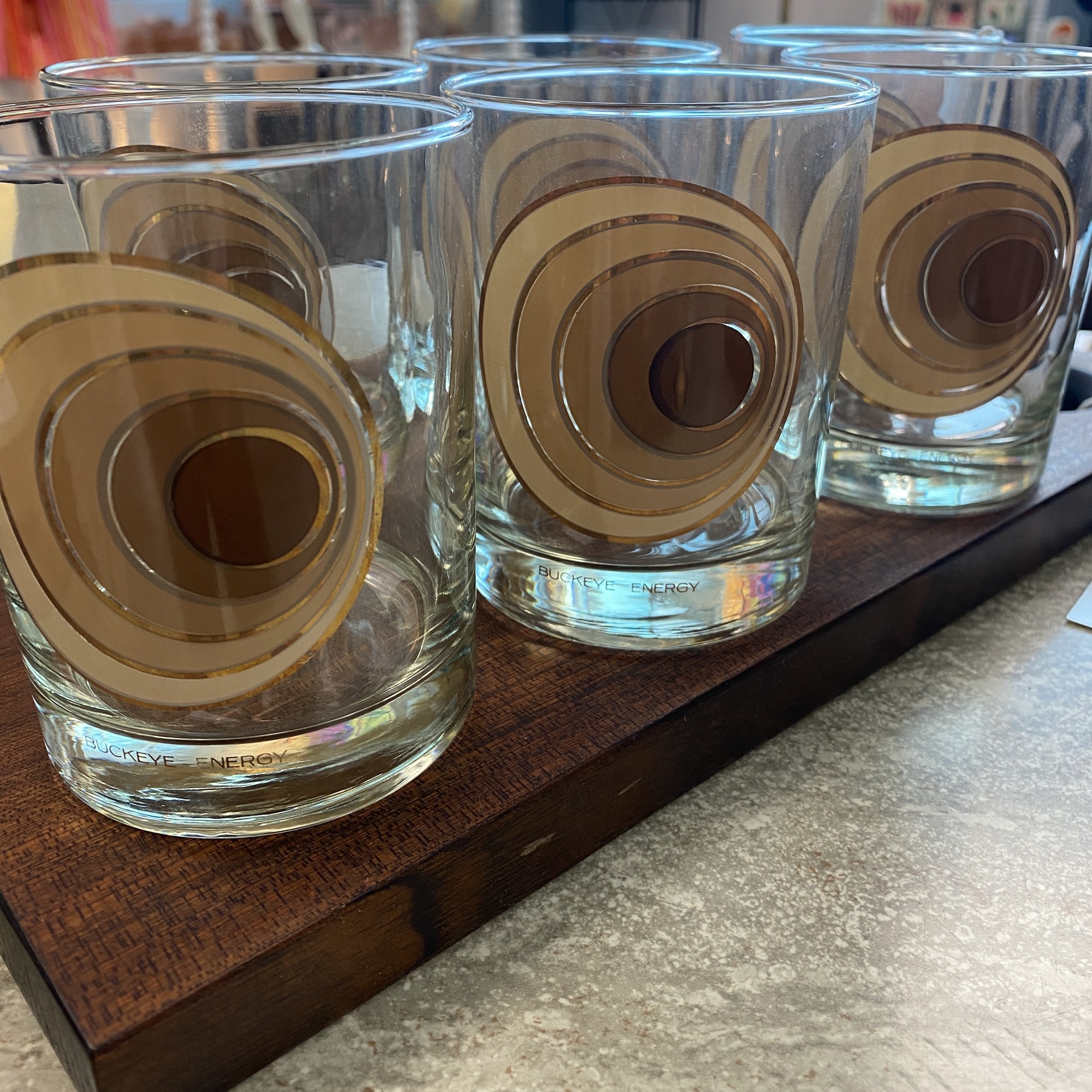 🌟 A Rare Find for the Mid-Century Lover Set of 6 – $129 If you  display picture 1