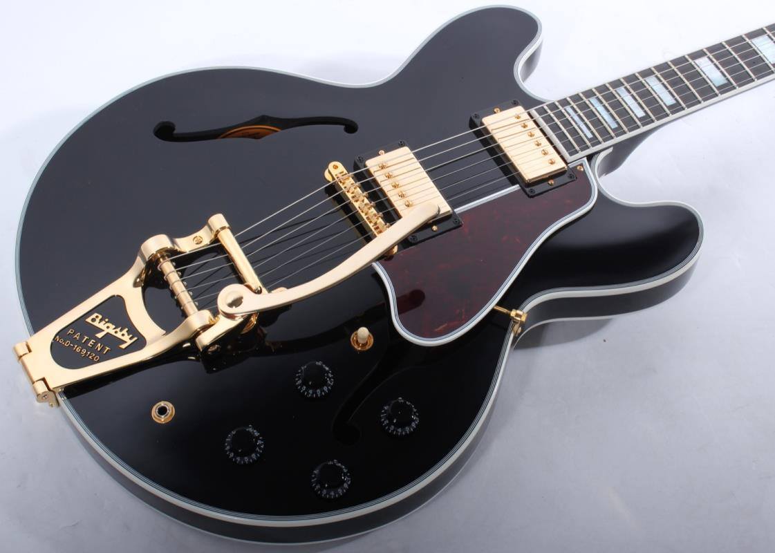 A 2016 Gibson Custom Shop Memphis ES-355 w Bigsby Gloss Ebony