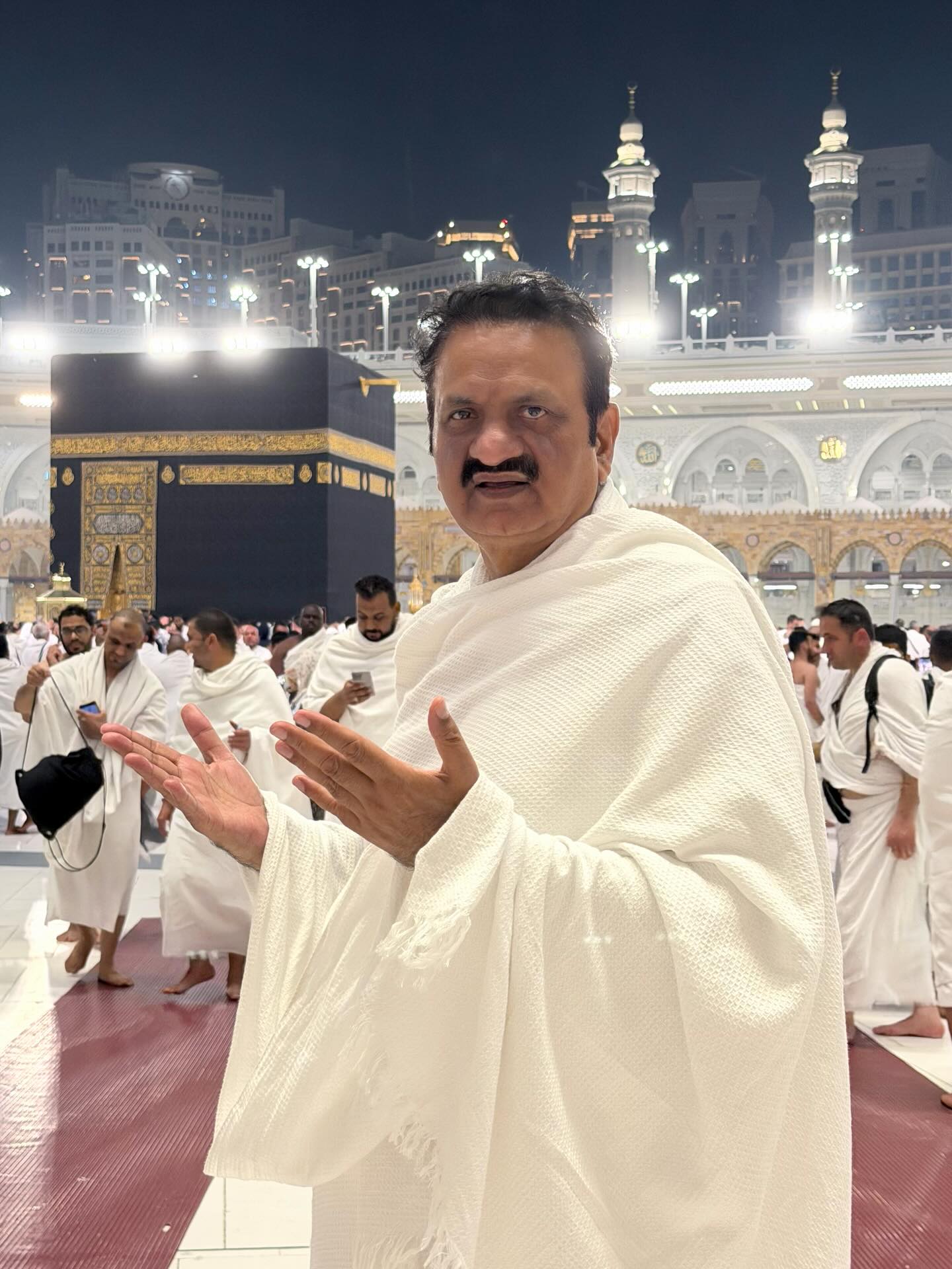 Akram Rahi