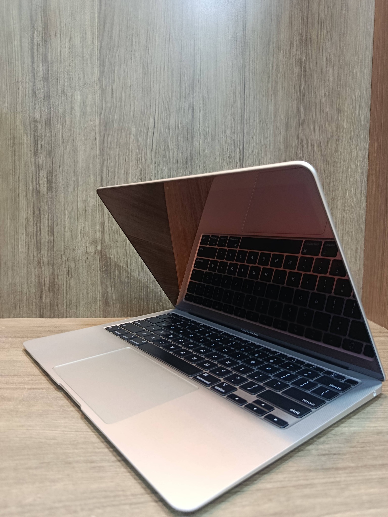 MacBook Air m1 2020