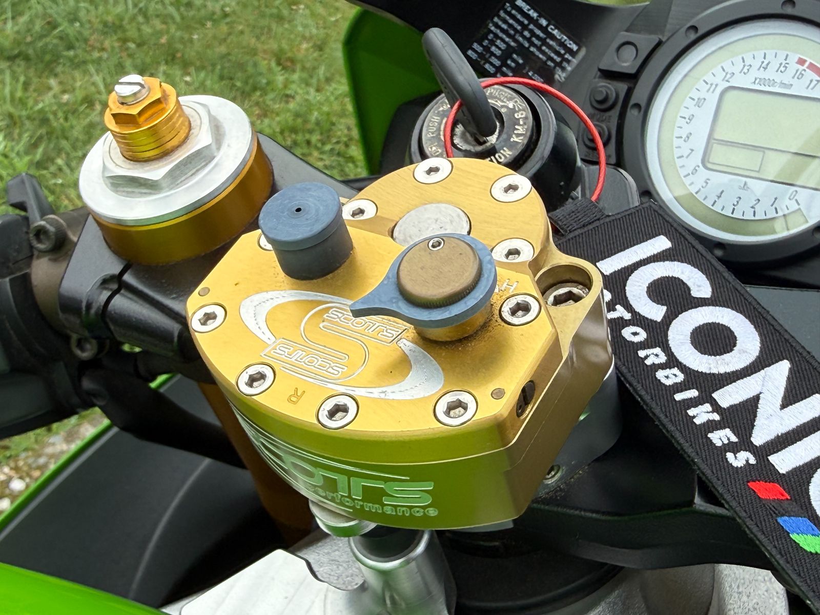 Iconic - Going live fourth for Iconic Motorbikes today is a ZX-6RR