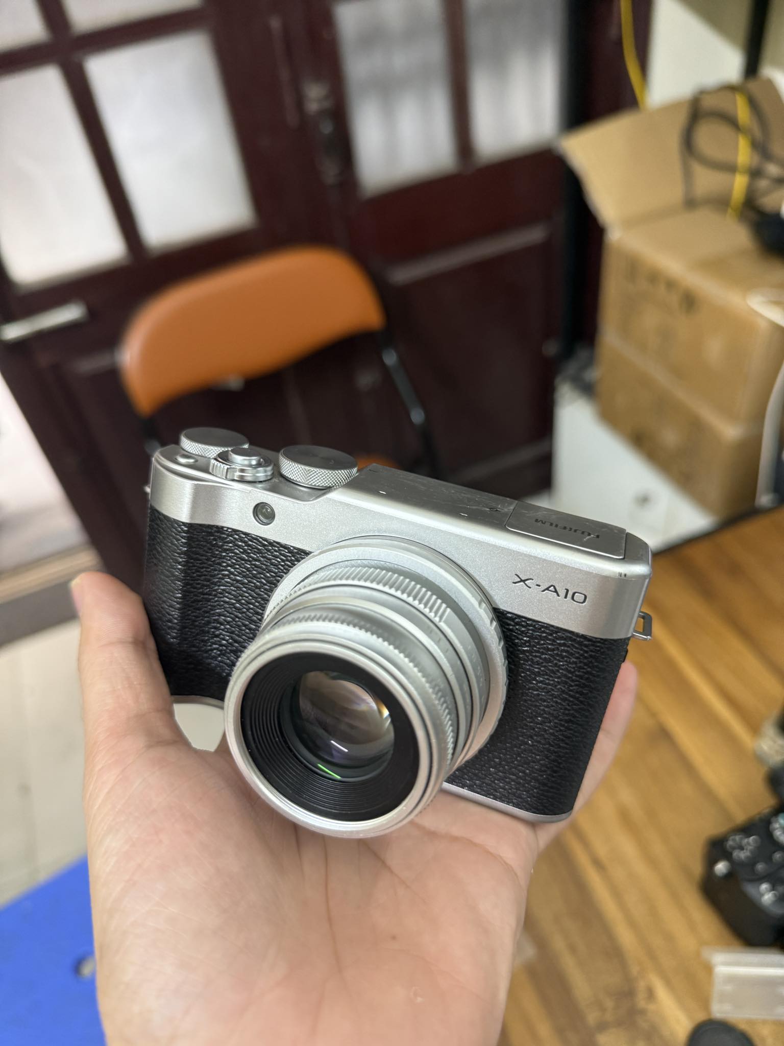 Dmax98 - có mấy shop trong nam hay lùa gà bằng con lens Mf rẻ rách của ...