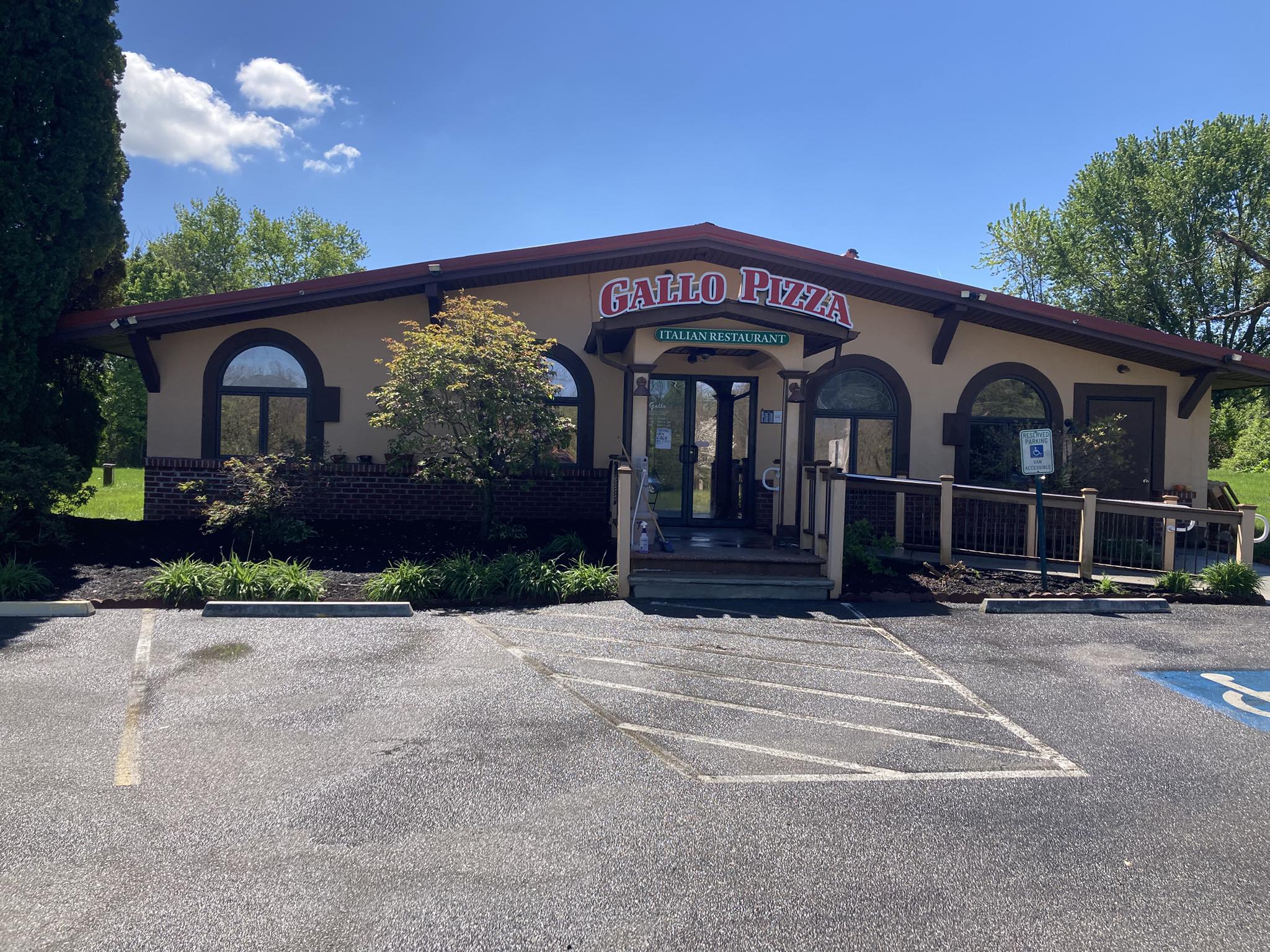Gallo Pizza & Italian Restaurant | New Oxford PA