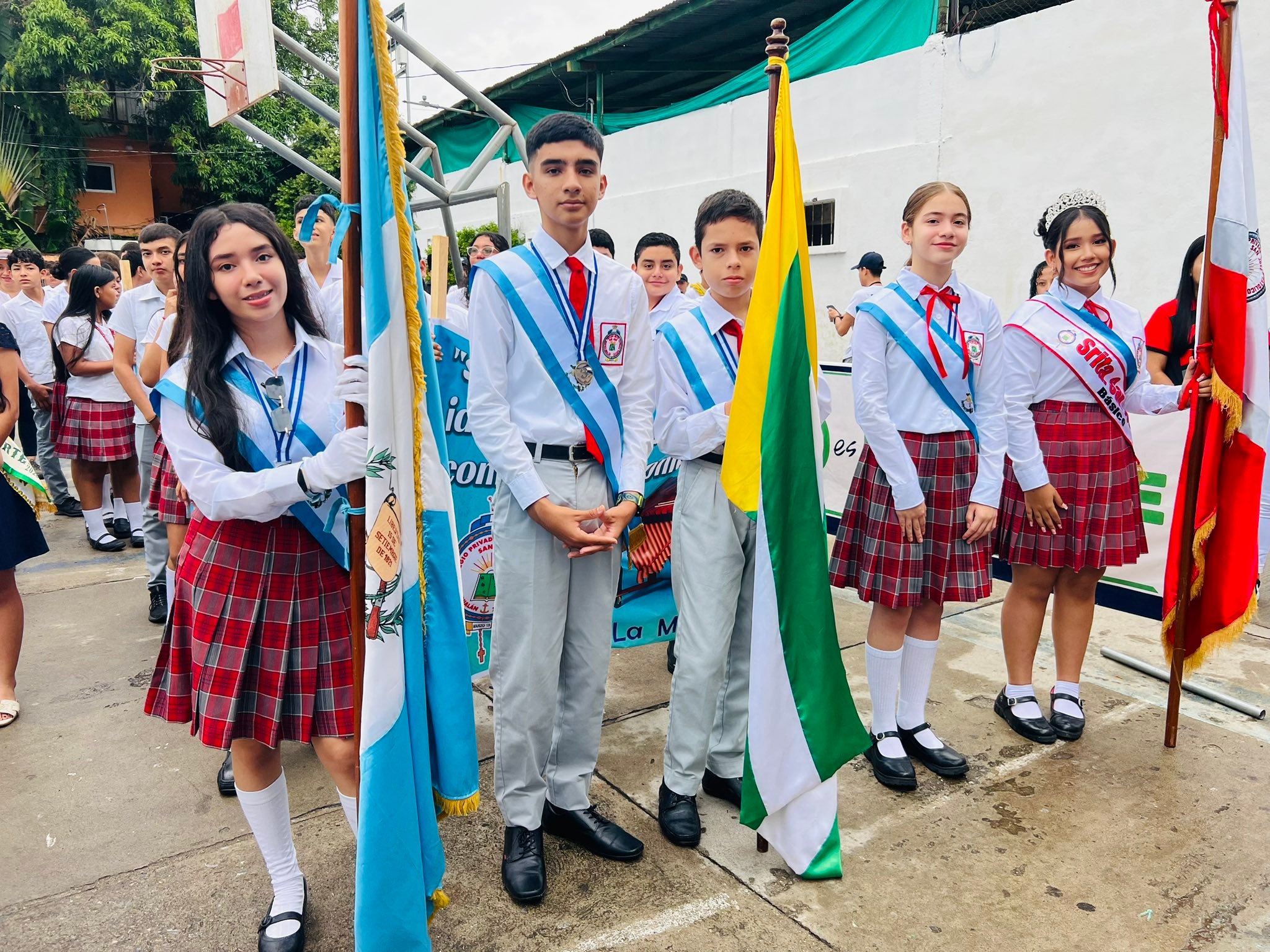 Colegio... - Colegio Privado Mixto Católico San José - Gualán