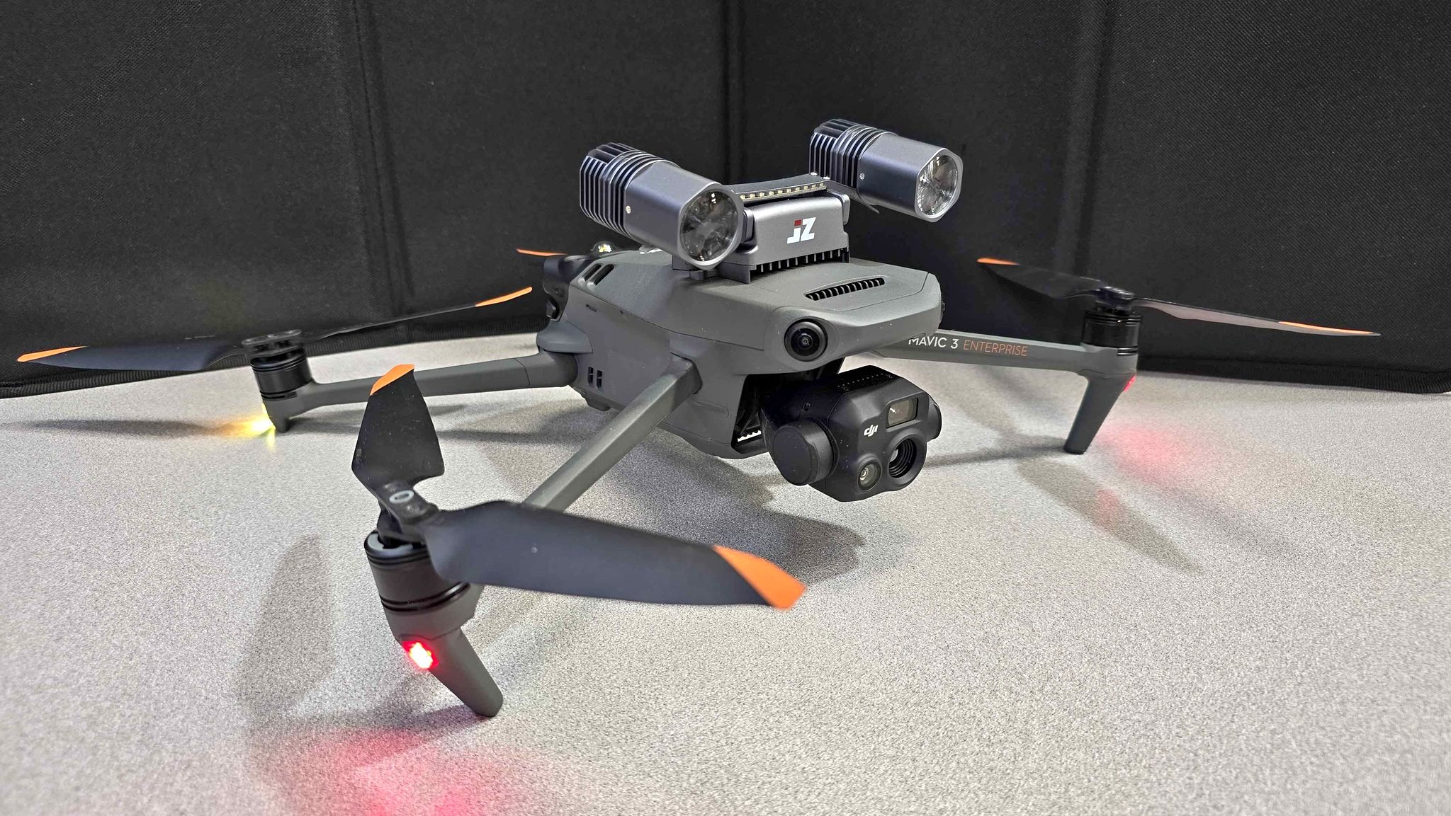DJI Mavic 3 Thermal (M3T) Enterprise Drone–with external spotlig. Low ...