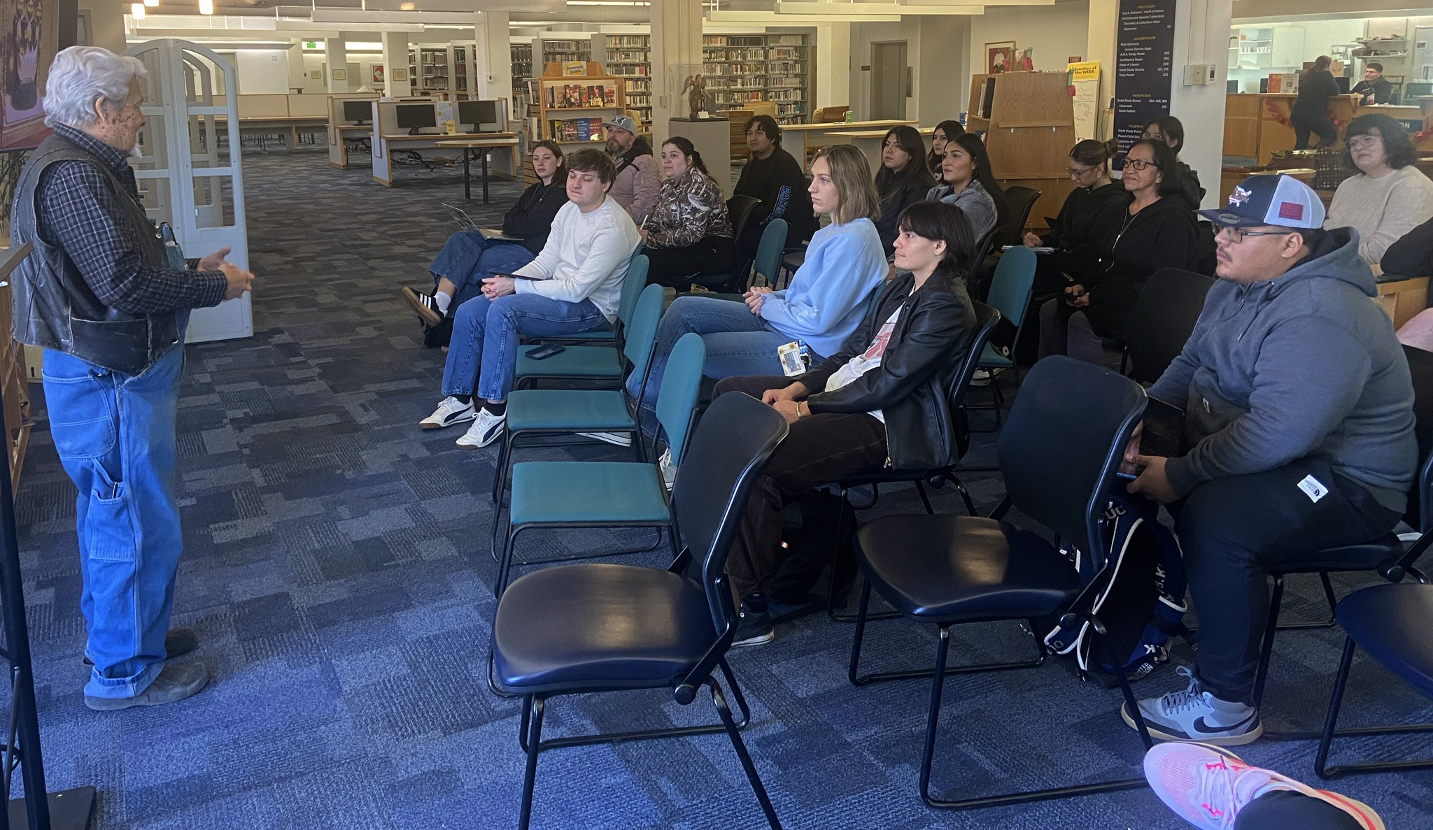Regis - We welcomed students back to campus today! We're excited to see ...