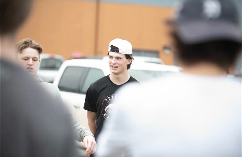La Ronge Ice Wolves... - La Ronge Ice Wolves Hockey Club