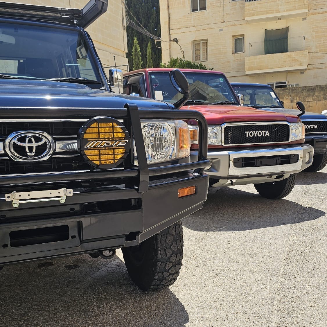 🇯🇵 Toyota Land Cruiser 🇯🇵 The Toyota Land Cruiser is Toyota's