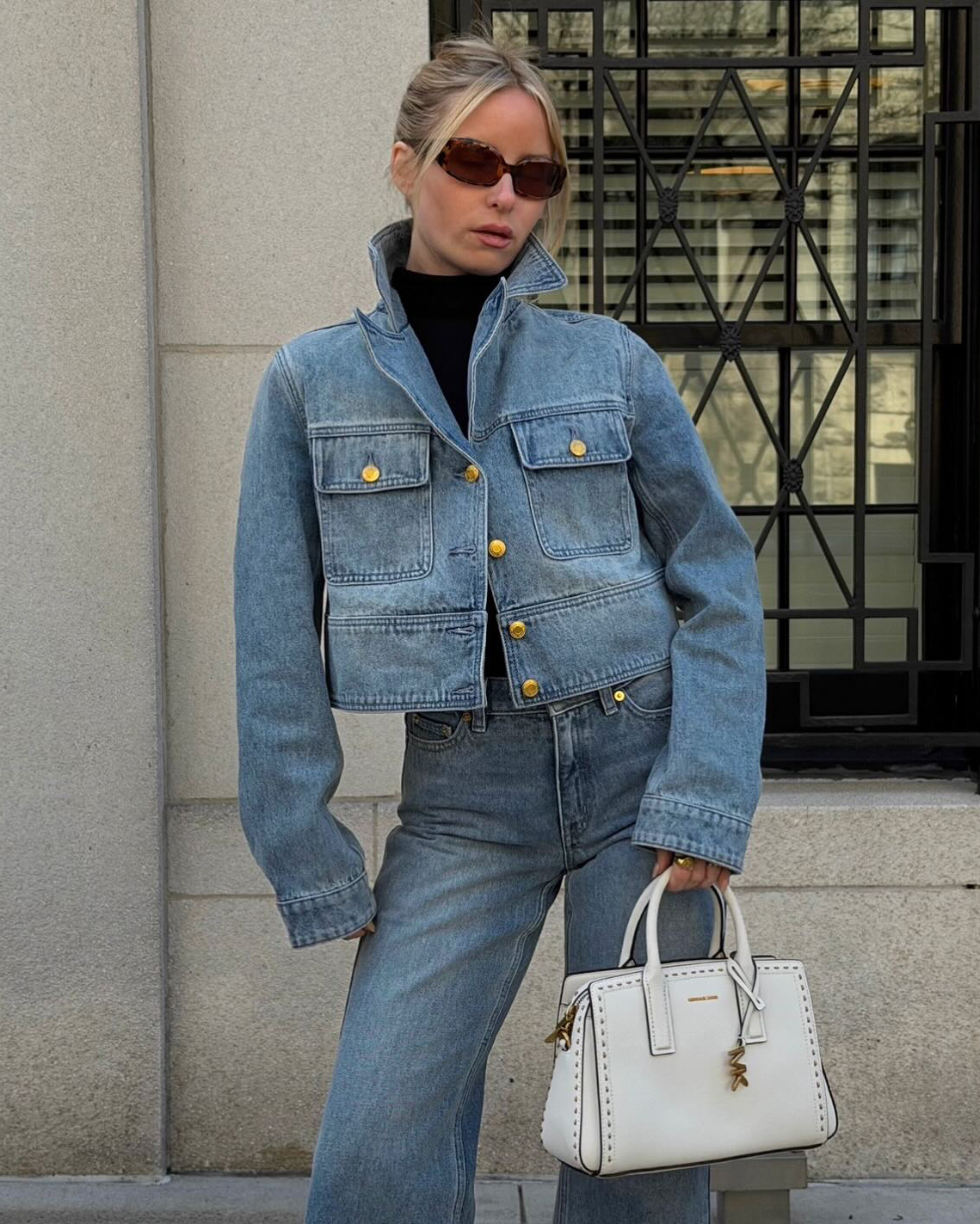 City girl Kennedy Schmidt steps out with our Laila satchel, Raven