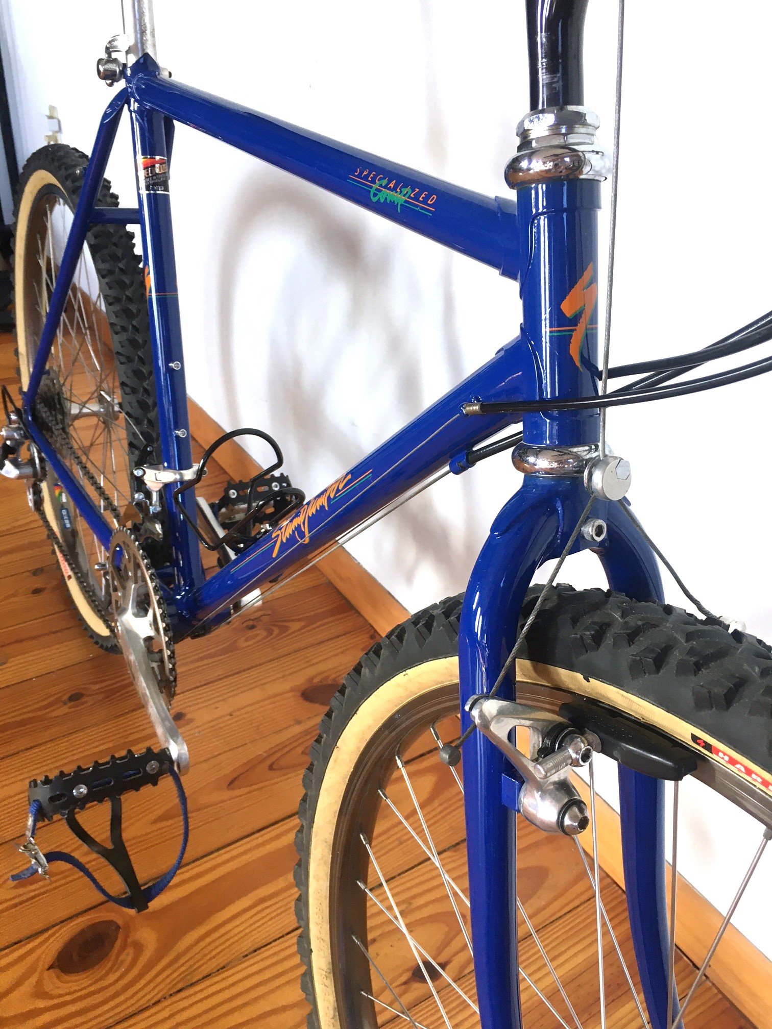 This 19” frame Specialized Stumpjumper 25th Anniversary Edition is