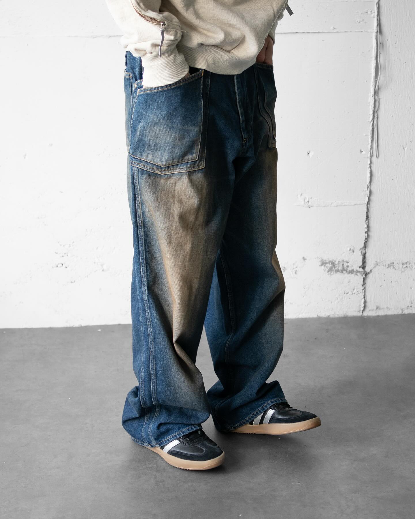 rotol_official DOUBLE SEAM DENIM PANTS col IND size 2,3 price 