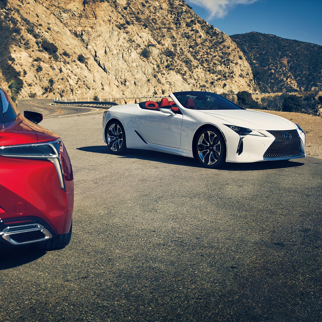 Lexus レクサス Lc Live Product Preview プロドライバーでレクサス公認インストラクターも務める三浦健光氏が 開発チーフエンジニアの武藤康史にインタビュー 進化したlc のポイントや開発に込めた想いについて ライブ配信で語ります 詳しくはこちら Https