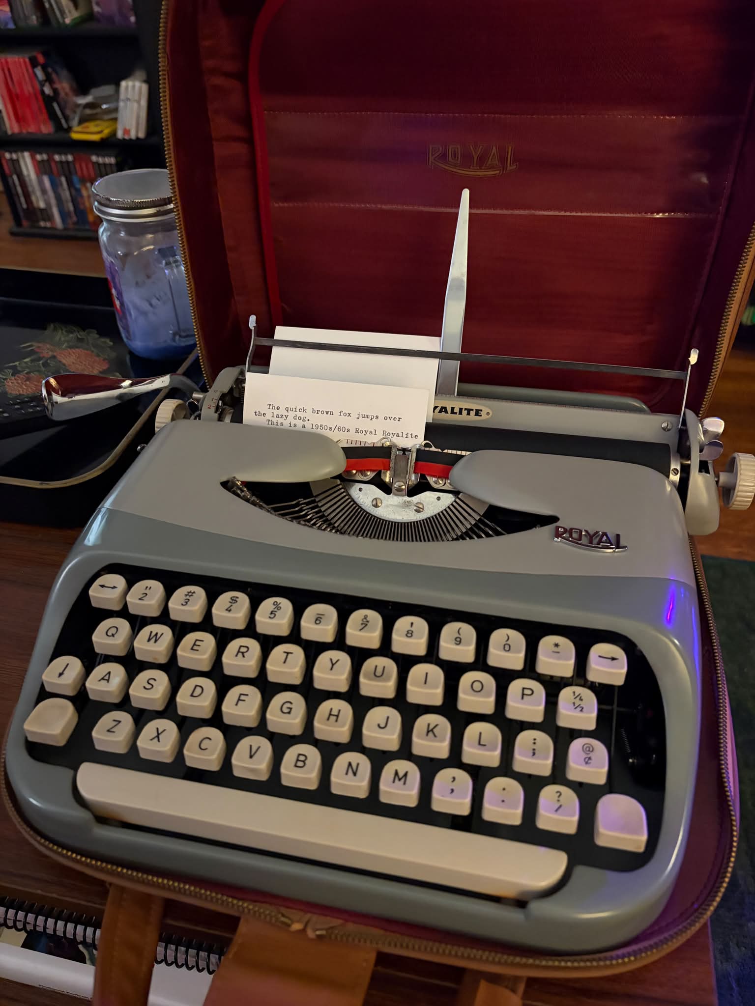 Restoring a 1961 Royal Royalite typewriter