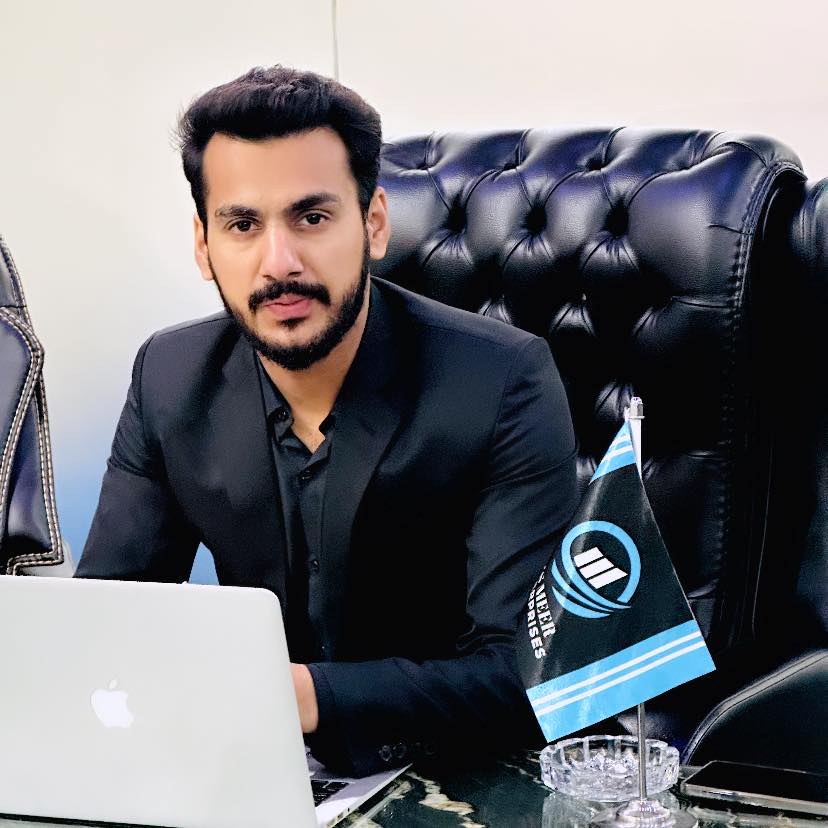 دنیا اپنی جگہ، بھائی کا ساتھ اپنی جگہ♥️ - Syed Qalbe Abbas | Facebook