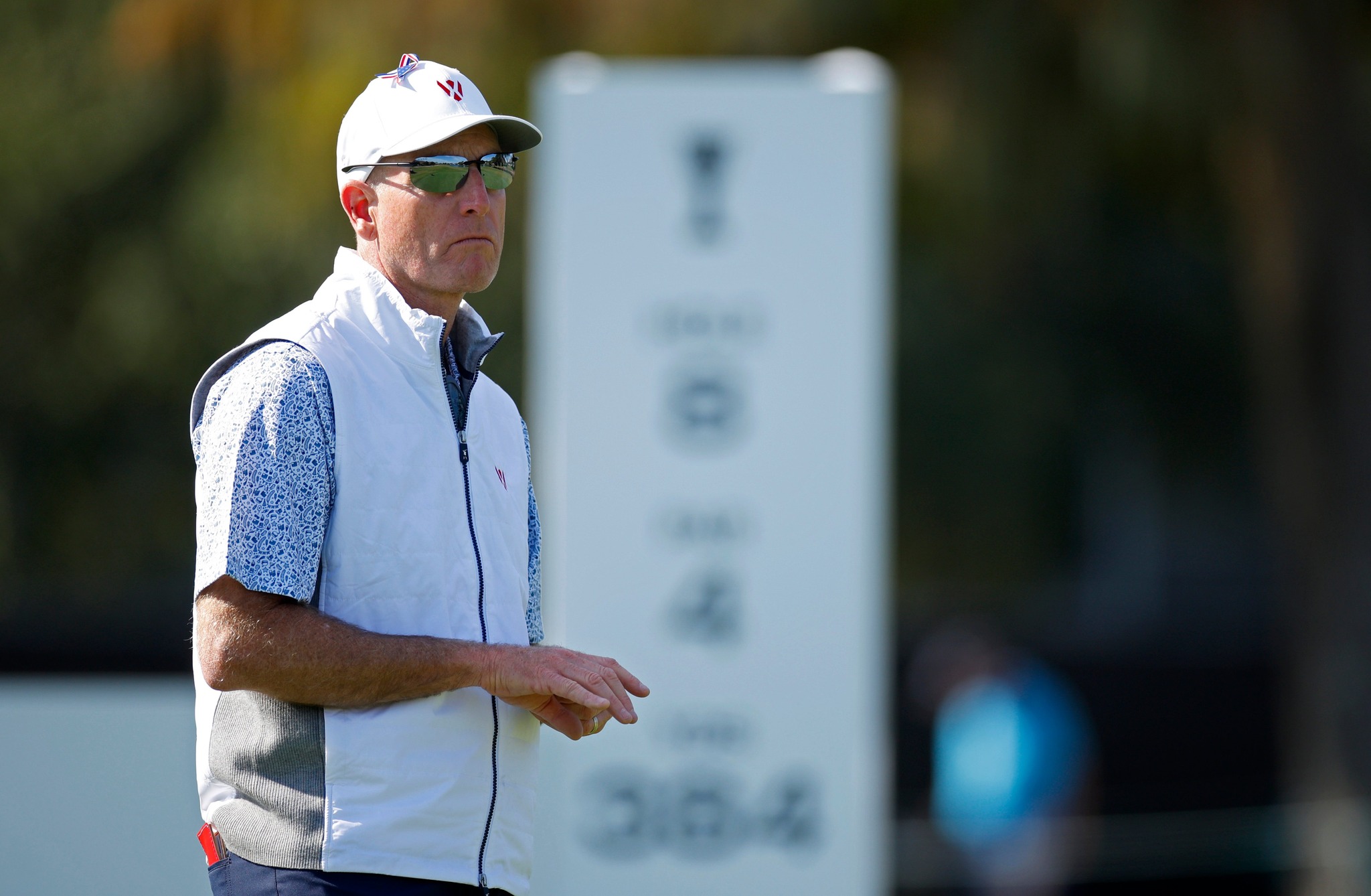 Should the size of driver heads be reduced? Jim Furyk certainly 