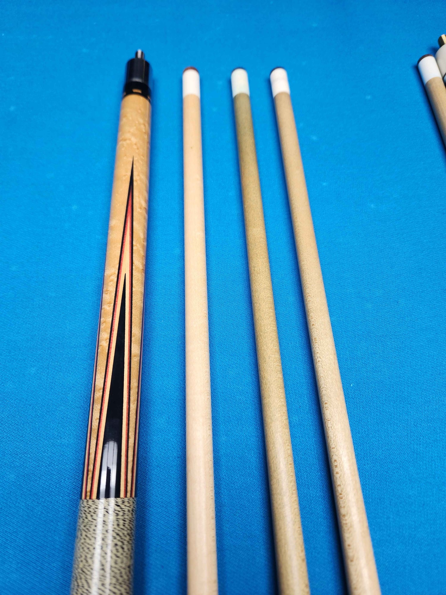 What is a vintage Huebler cue worth without a shaft?
