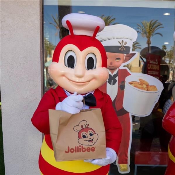 【jollibee さん専用】 Jollibee USA - Jollibee USA added a new photo.