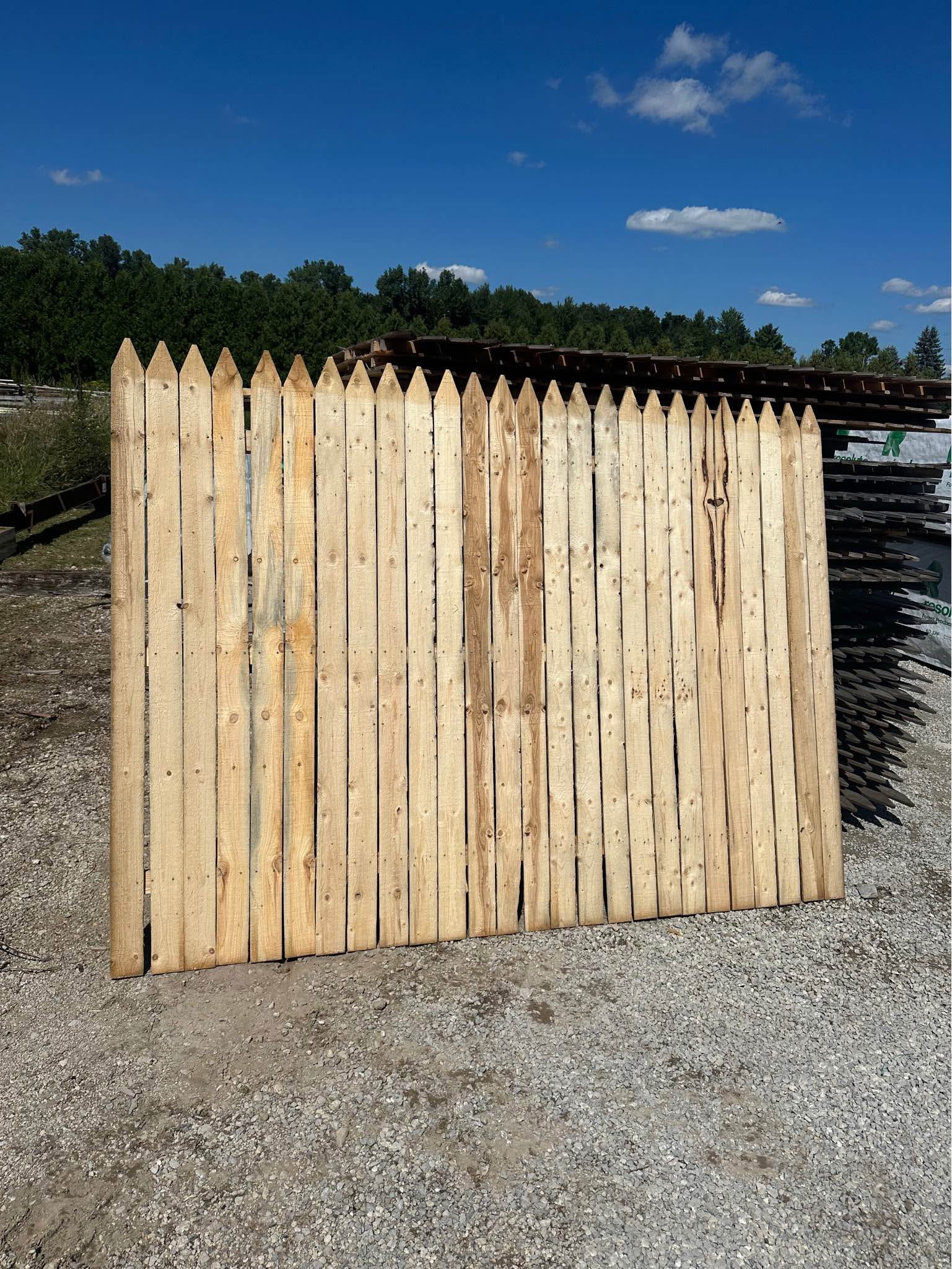 Stockade 6’x8’ Fence - Fencing - Wakarusa, Indiana | Facebook ...