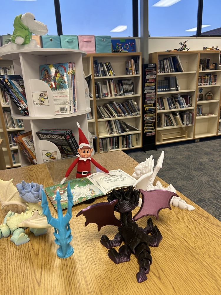 📚🎄 Our library has a special... - Ashley Community Schools | Facebook