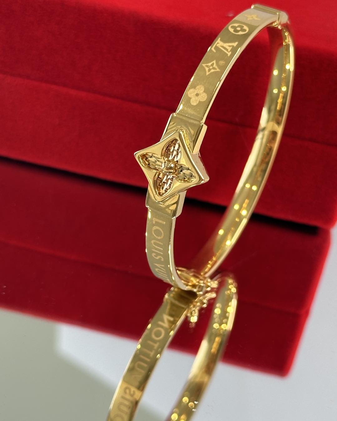 御童金行 YU TONG Goldsmith added a... - 御童金行 YU TONG Goldsmith