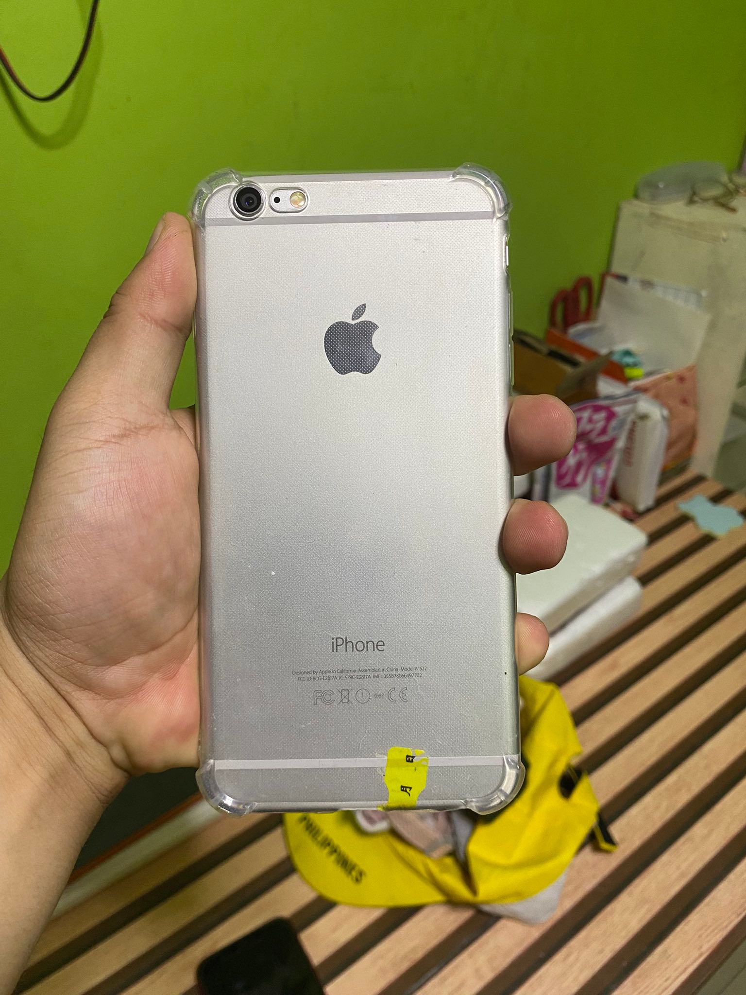 IPHONE 6 PLUS 64GB NO ISSUE iPhone 6 Plus Silver 64 GB