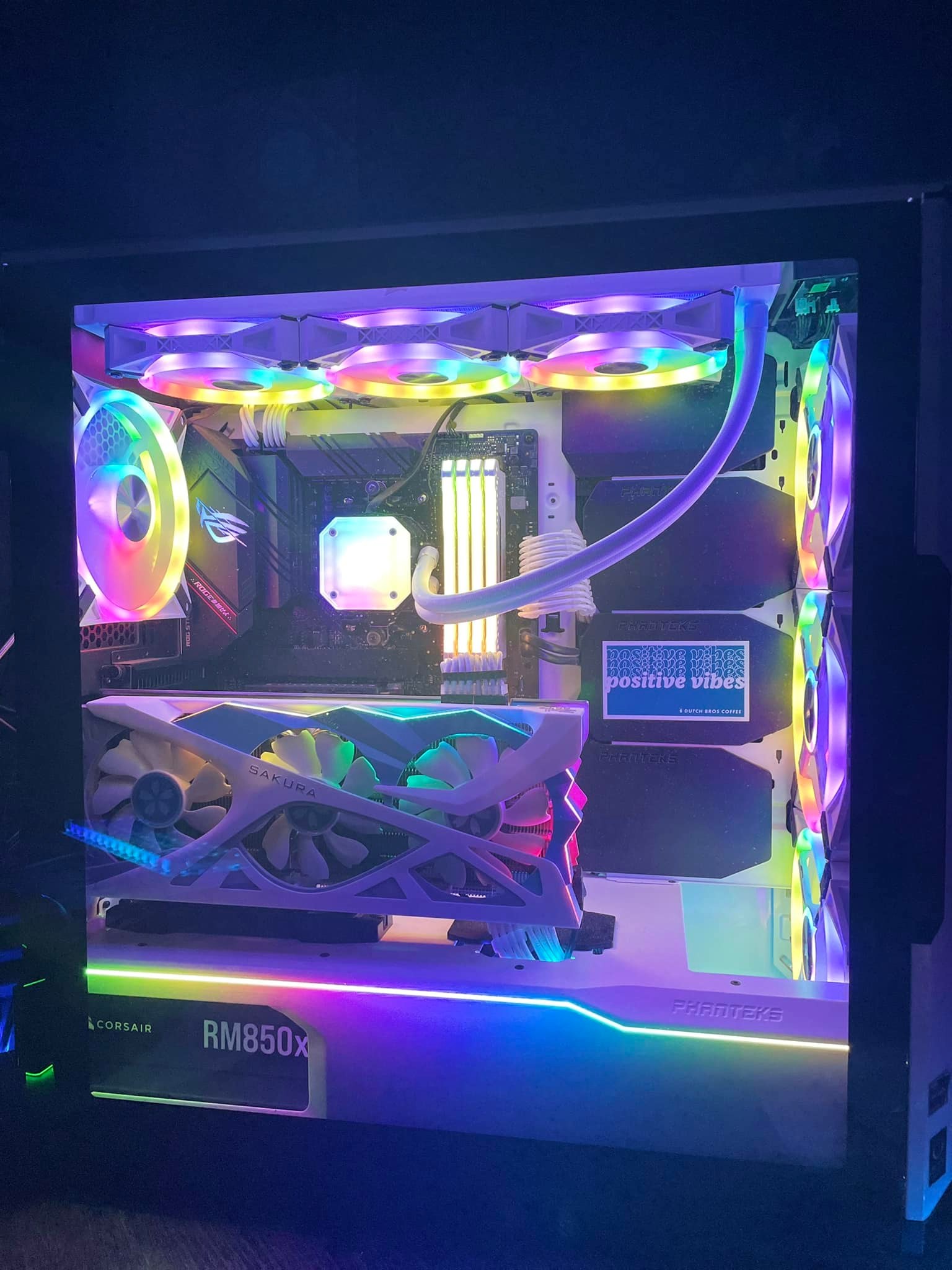 Ryzen 5 5600x and Radeon RX 6800 XT gaming PC setup
