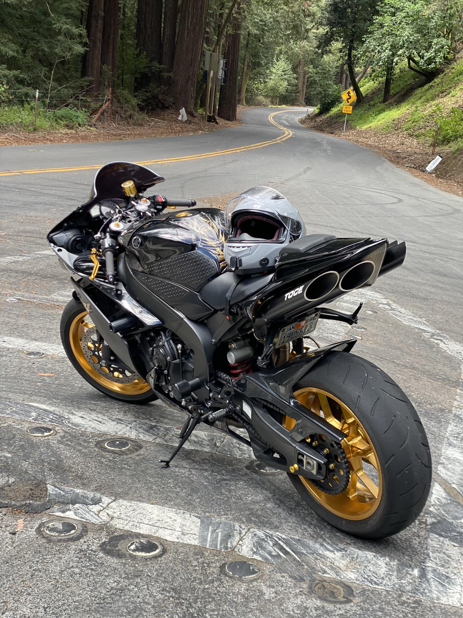 Hello r1 2024 any suggestions for sprocket number ..! Roll racing