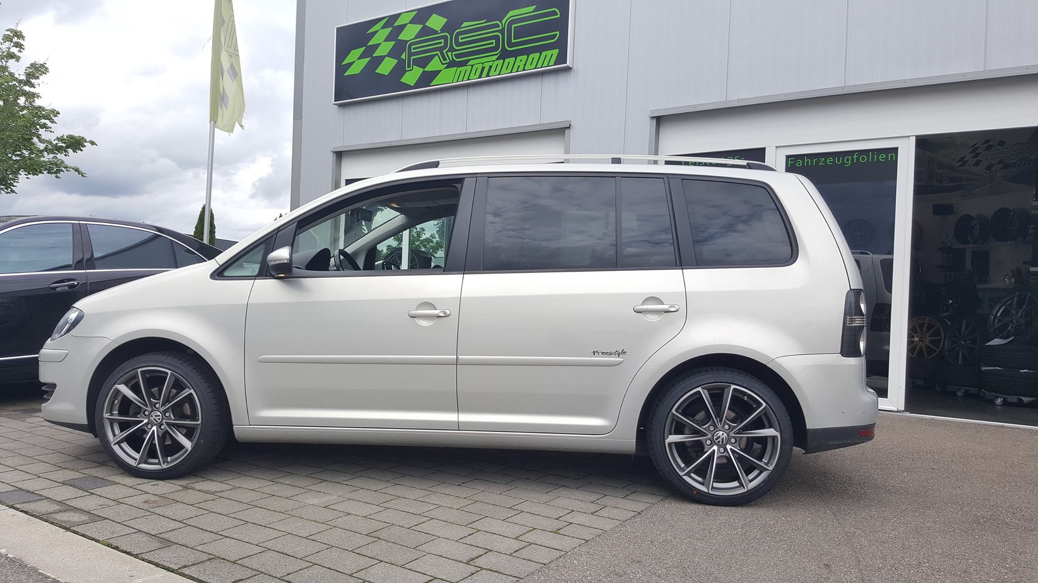 VW Touran 1T MAM A5 PFP 215/40R18... - RSC Motodrom GmbH | Facebook