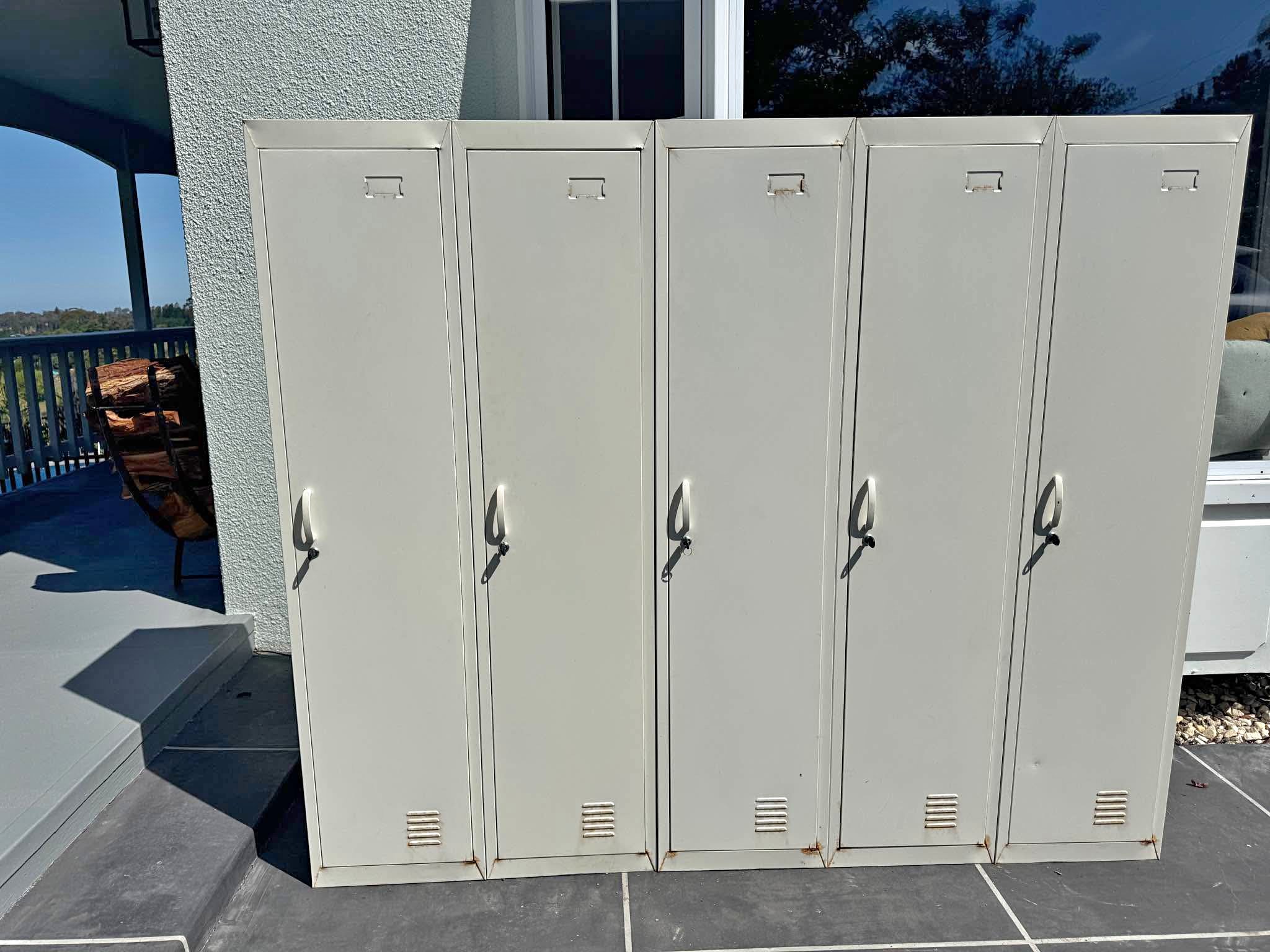 Five-section lockable Storage lockers - Storage & Filing Cabinets ...