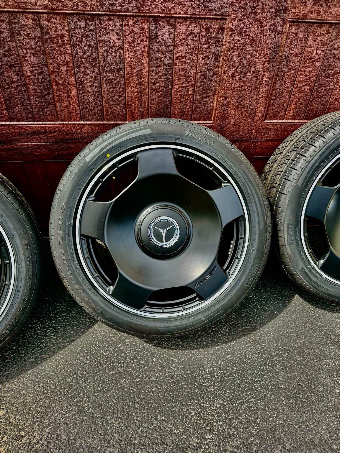 OEM Mercedes AMG monoblock wheel set from a G-Wagon 22” wheels - Car ...