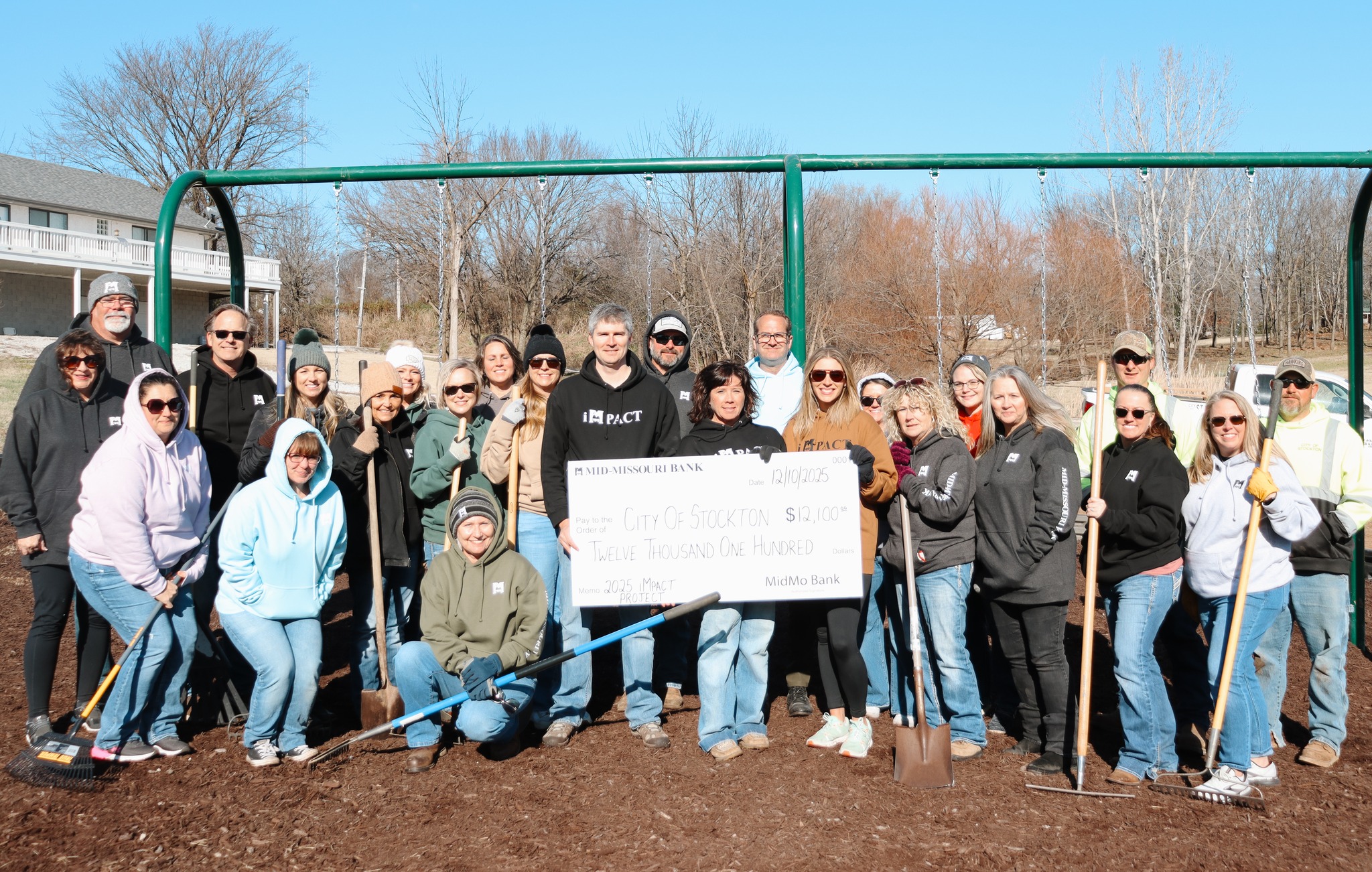 Yesterday, our team came together for... - Mid-Missouri Bank | Facebook