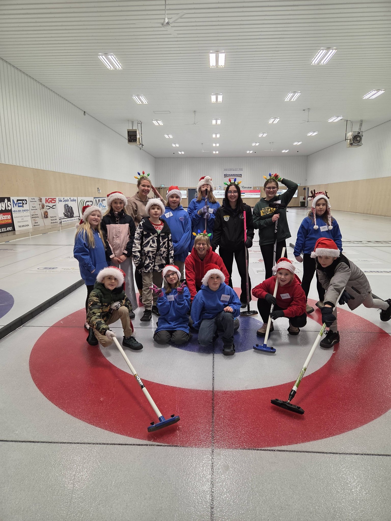 Fairview Curling Club added a new... - Fairview Curling Club