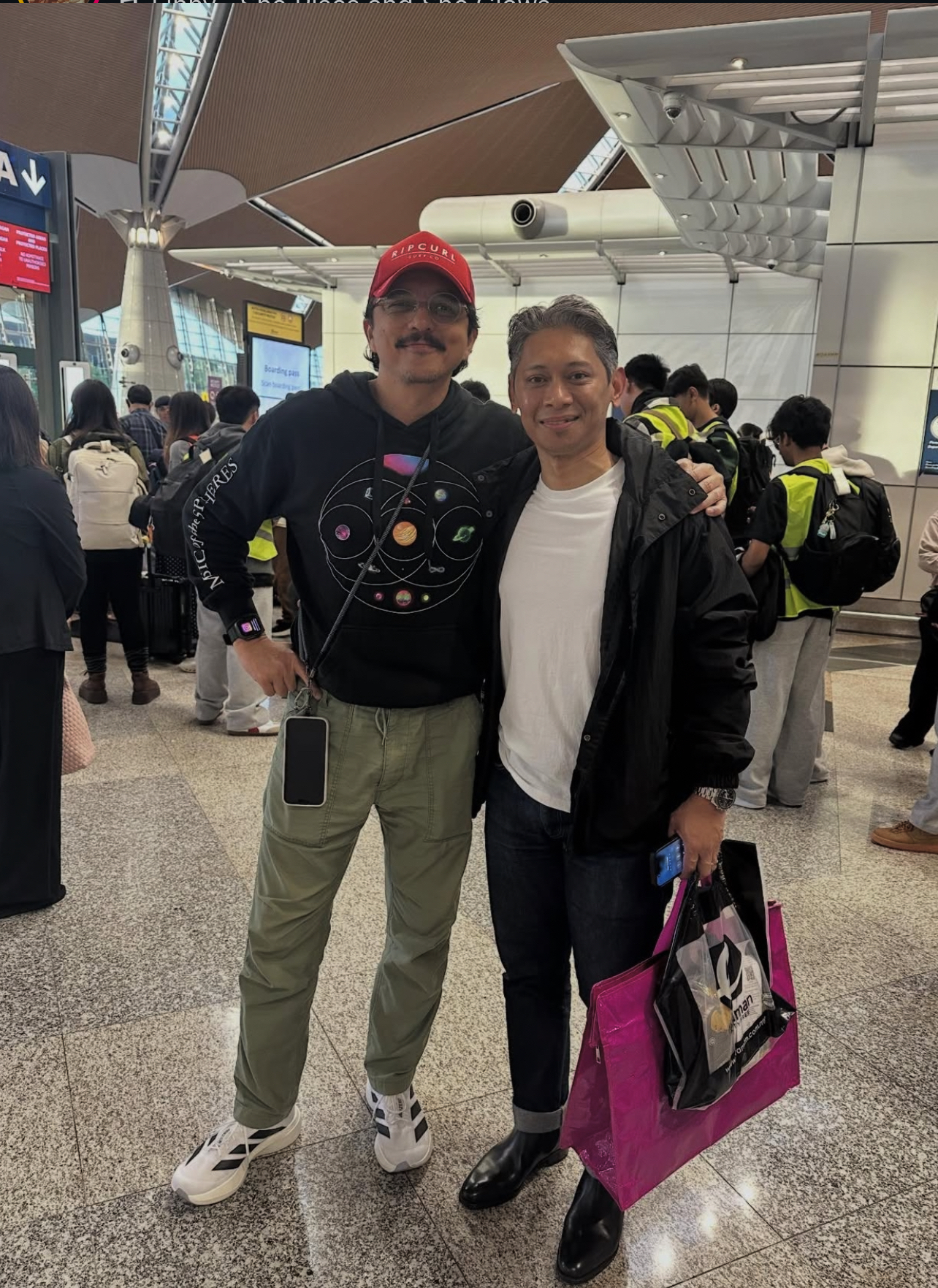 Janna Nick Fans - ENGKU EMRAN BERSAMA PENGANTIN BARU 🫶..... | Facebook
