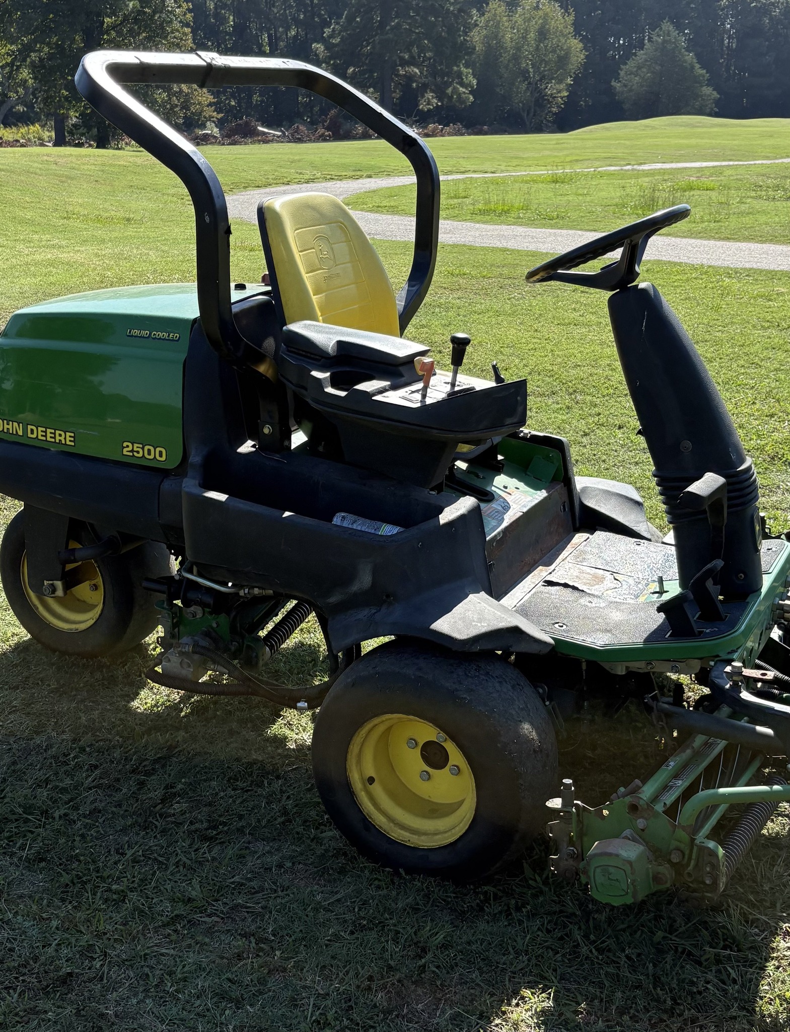 TurfNet - For sale: 2012 John deere 2500: John Deere triplex, daily ...