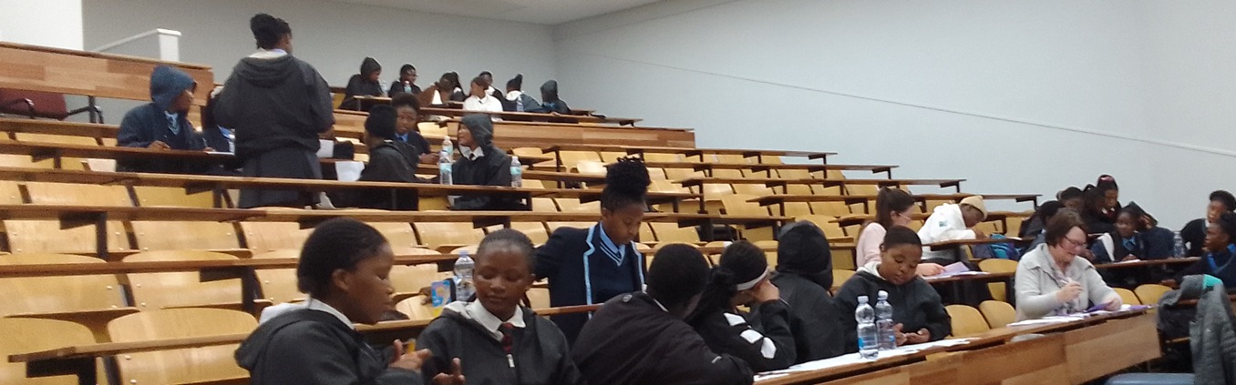 RUCE:... - RUCE: Rhodes University Community Engagement
