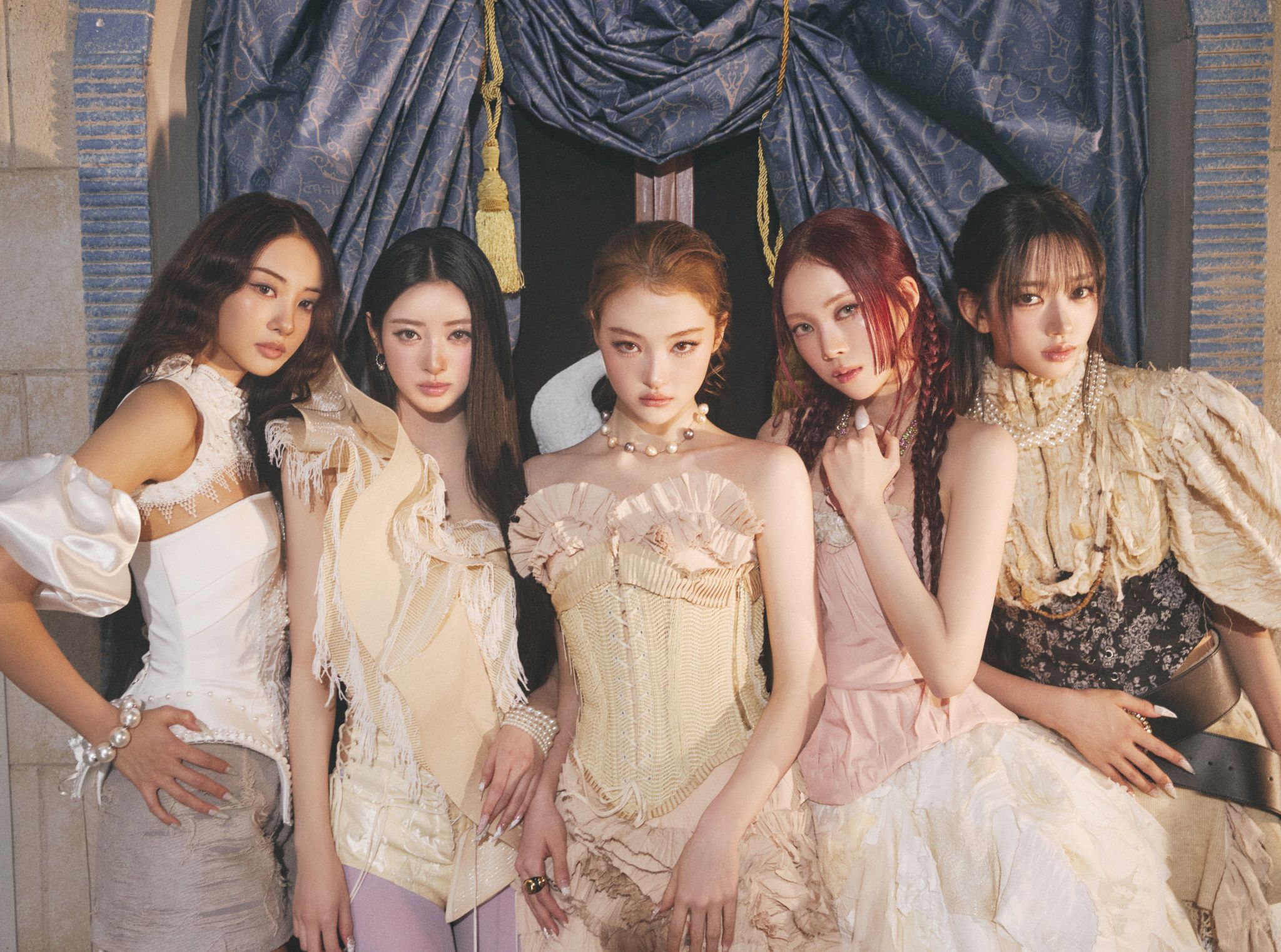 CD MEOVV BITE NOW 全員直筆サイン入り折り込みポスター付き①